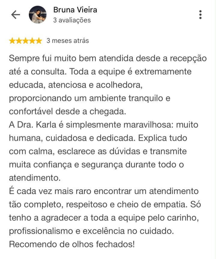 Avaliação 5 estrelas de Bruna Vieira no Google sobre a CLINIK