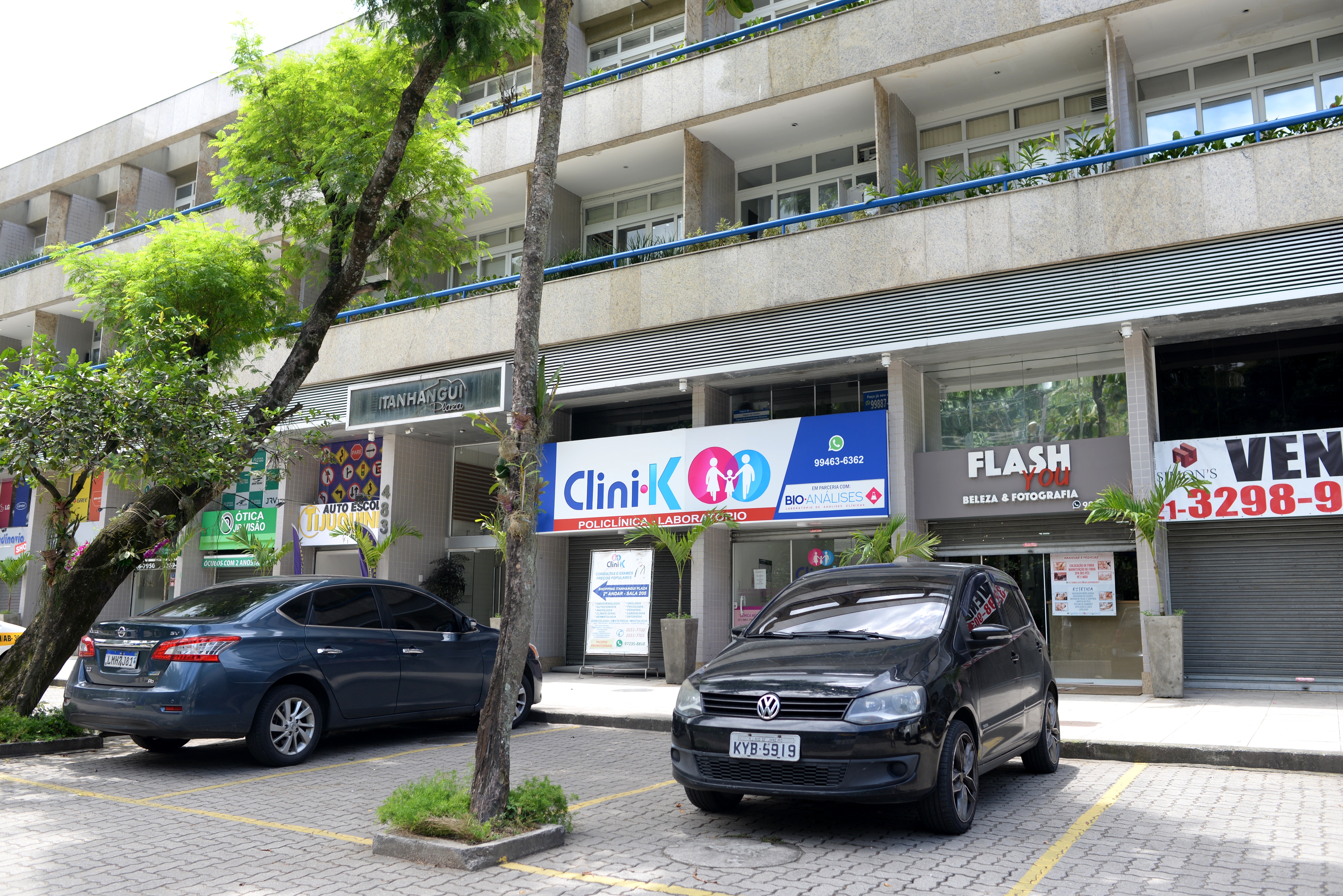 Fachada CliniK — Policlínica Especializada no Itanhangá
